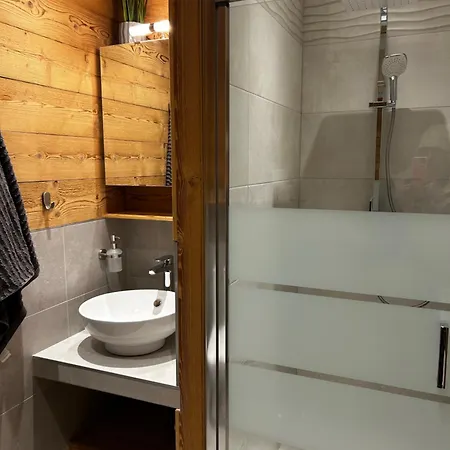 Apartment Cote-bourget, 2 Apparts, 10 Pers Le Bourget Et 4 Pers L'orgere, Proche La Norma Aussois Villarodin-Bourget